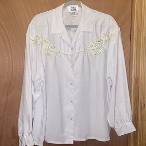 100% Polyester Vintage Pearls Blouse